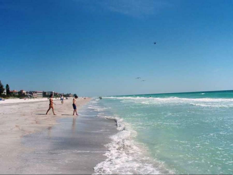 Express Inn & Suites - 5 Miles From St Petersburg Clearwater Airport Экстерьер фото
